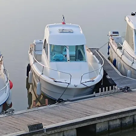 A 1min A Pied De La Petit Philippe Gravelines